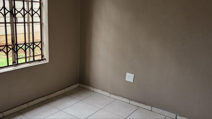 2 Bedroom Property for Sale in Rustenburg North West